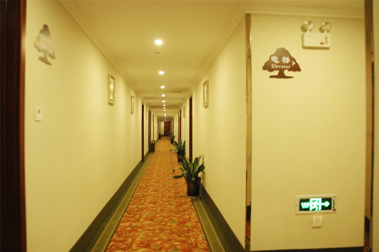 Greentree Inn Anhui Fuyang Yijing International North Door Busniess Hotel Exterior photo